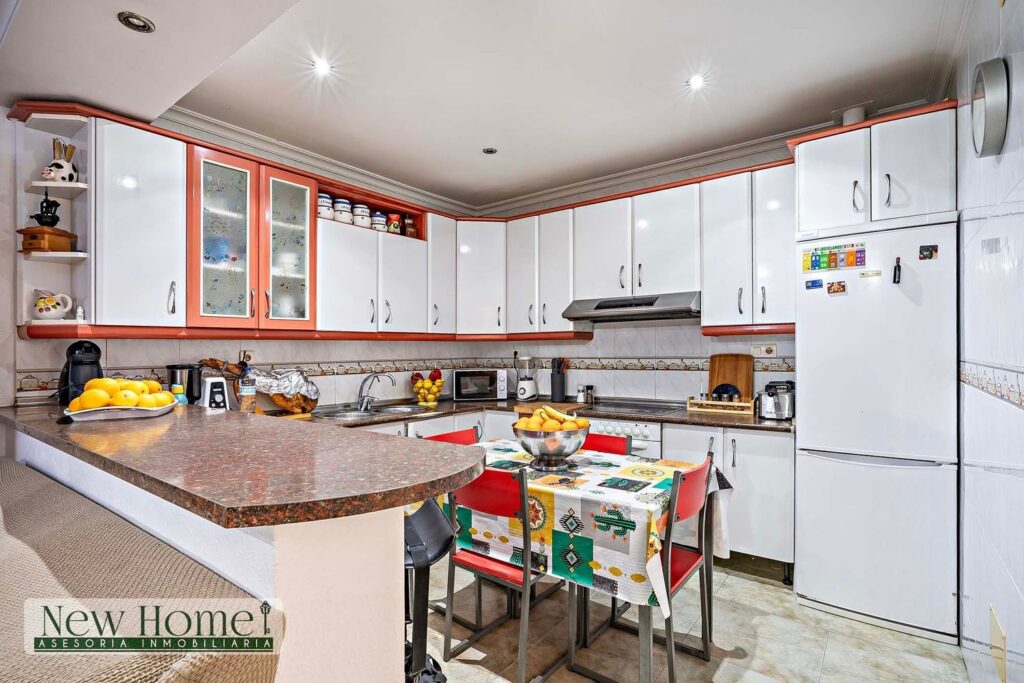 Casa o chalet independiente en venta en Calle Larache 9