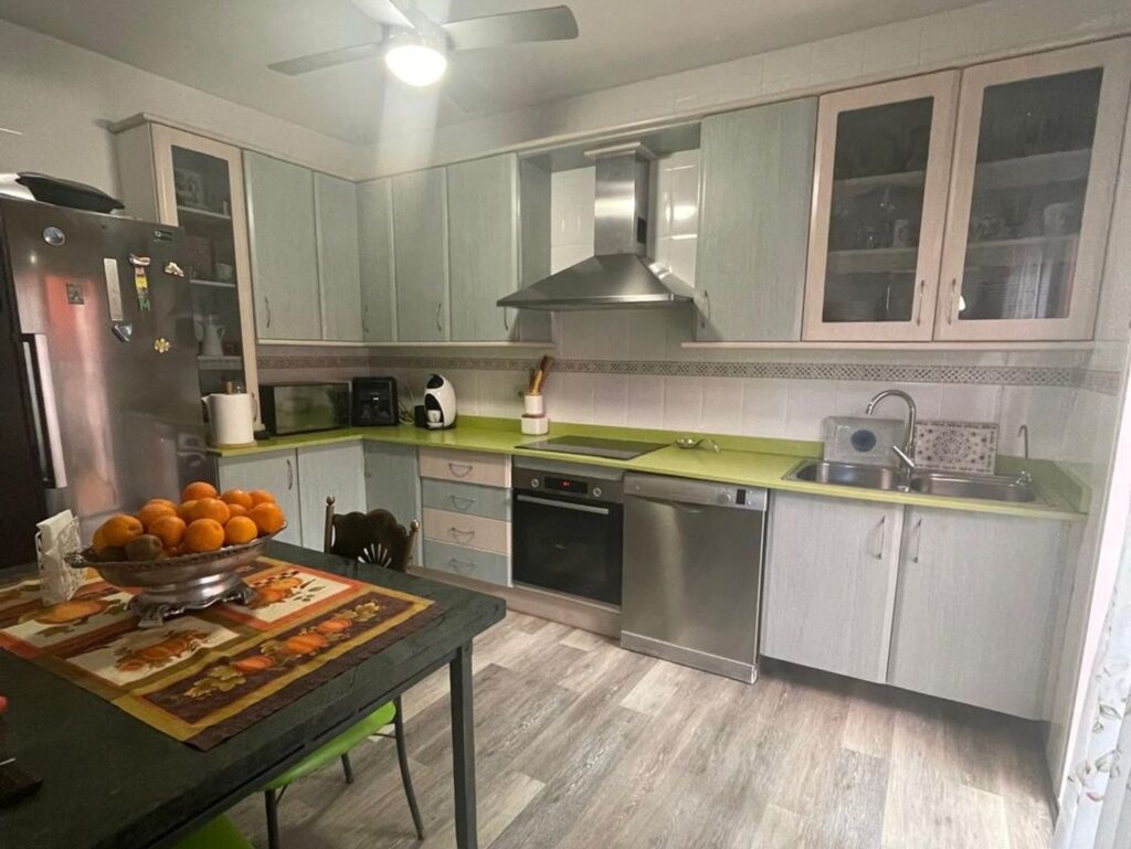 Chalet adosado en venta en Calle Baco 2