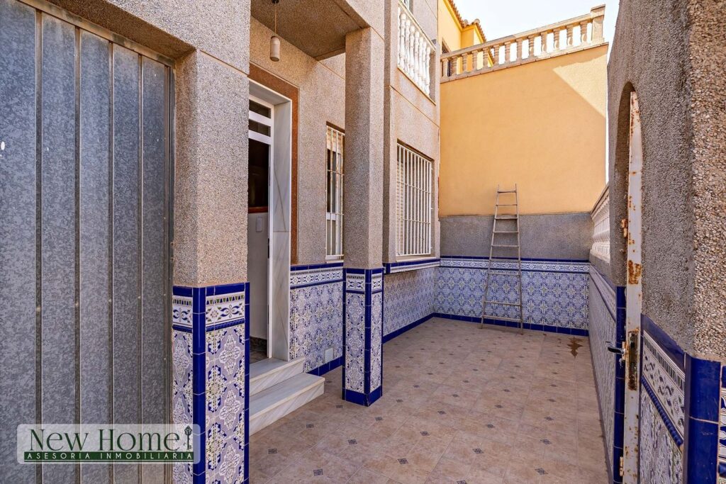 Chalet adosado en venta en Camino Depósitos 5