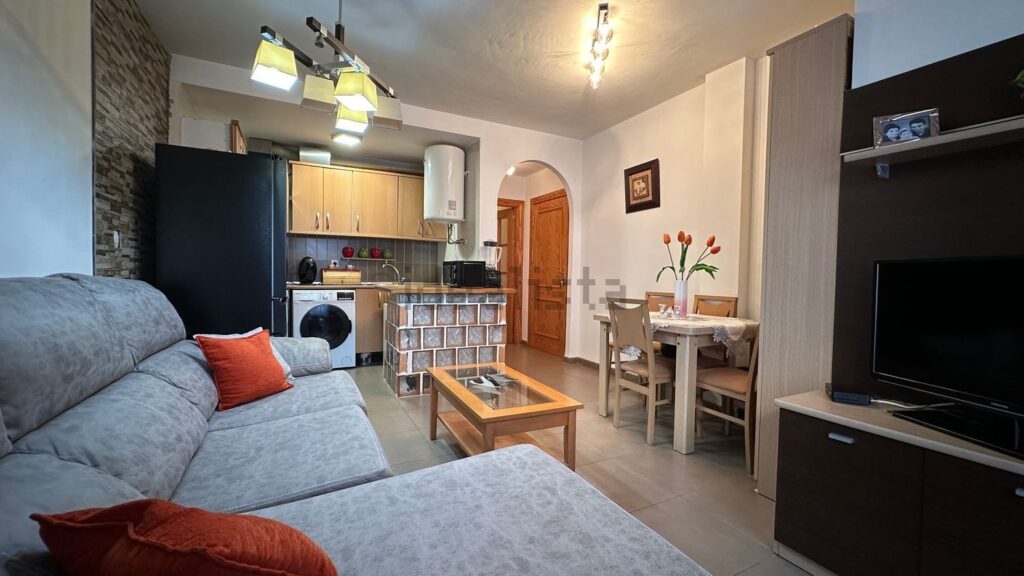 Piso en venta en Avenida Luis Buñuel2