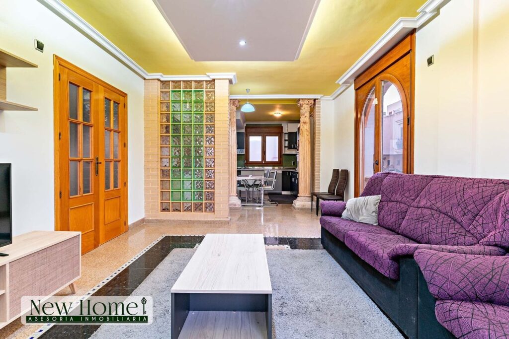 Chalet pareado en venta en Calle Avilés, Las Salinas 5